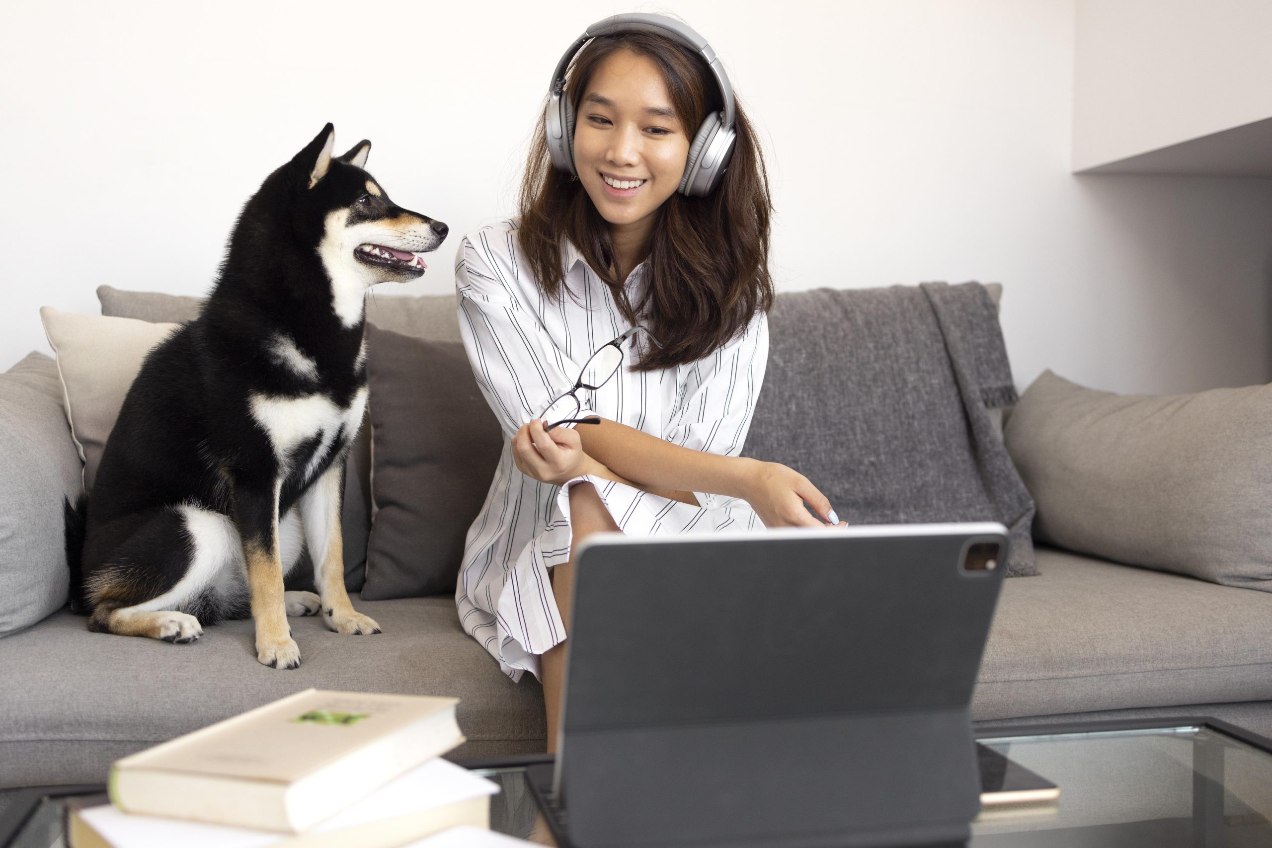Puppy Care Online Workshop: Socialization, Handling, and Daily Habits